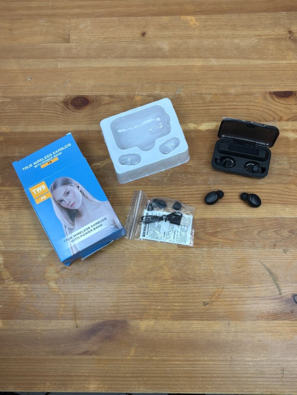 TWS F9 True Wireless Black Earbuds with charging power bank / Case. New in box